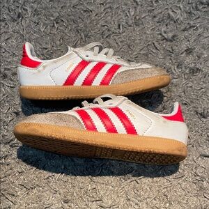 White adidas samba